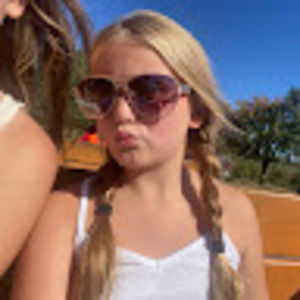 Meet your Posher, Reese